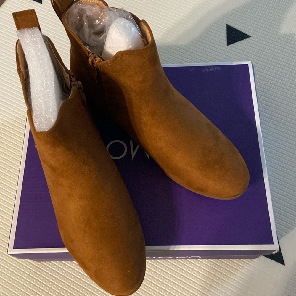 NEW Top Moda tan brown Ankle bootie 7